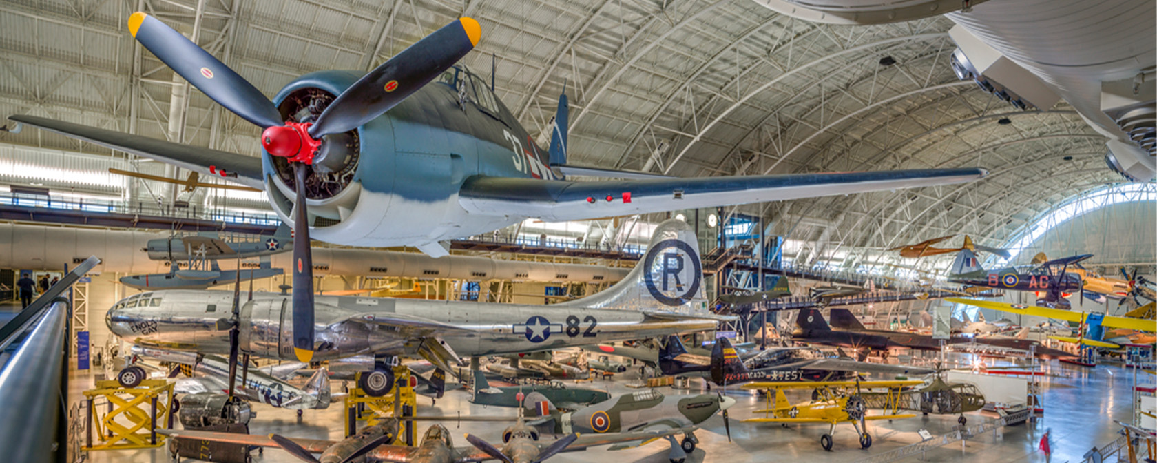 Kids and families enjoying fun activities in Northern Virginia, including museums, parks, farms, and waterparks.